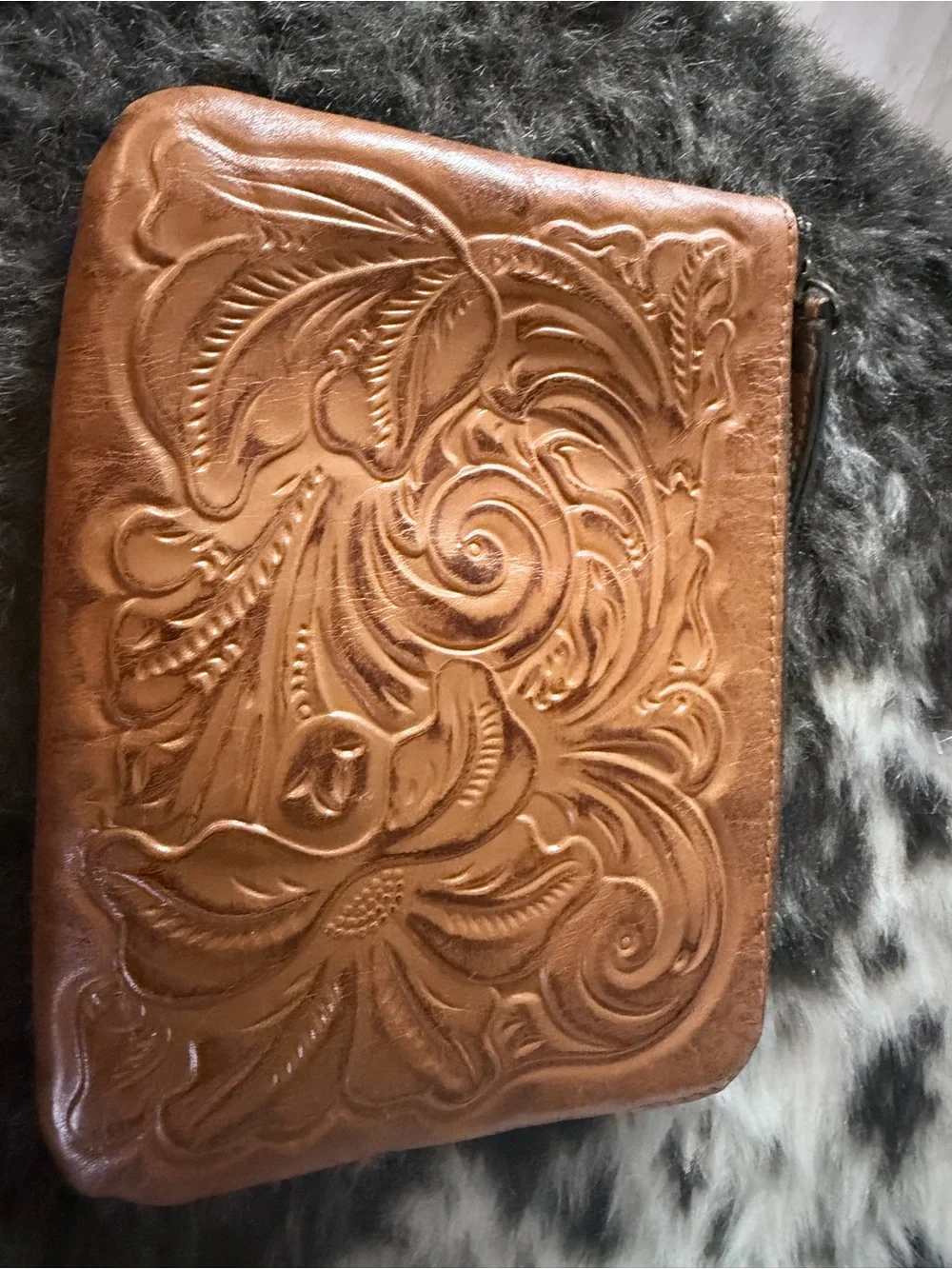 Patricia Nash - Embossed Leather Zip Folio in Brown